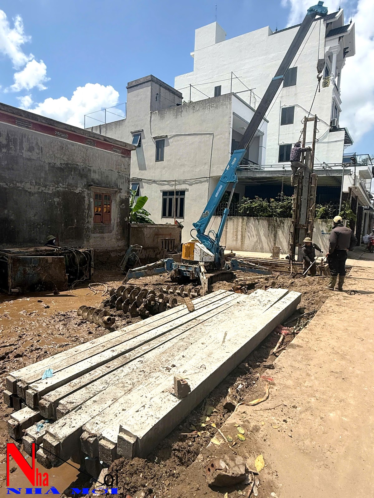 Thi công nhà a phi chị hương (1)